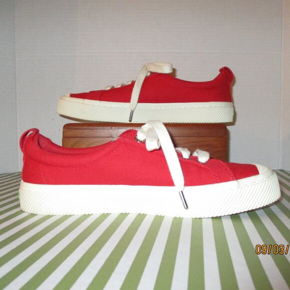 Cariuma OCA Low Sneakers - Picture 4 of 16